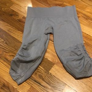 Lululemon cropped leggings